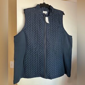 Brand new with tags Avenue puffer vest. Size 22/24